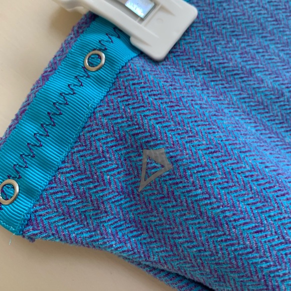 IVIVVA by lululemon purple snap scarf - Picture 11 of 13